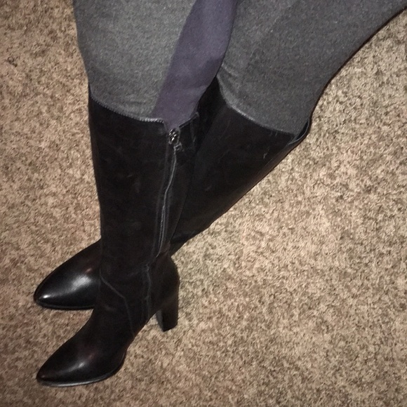 Kenneth Cole black leather knee high boots - Picture 3 of 7